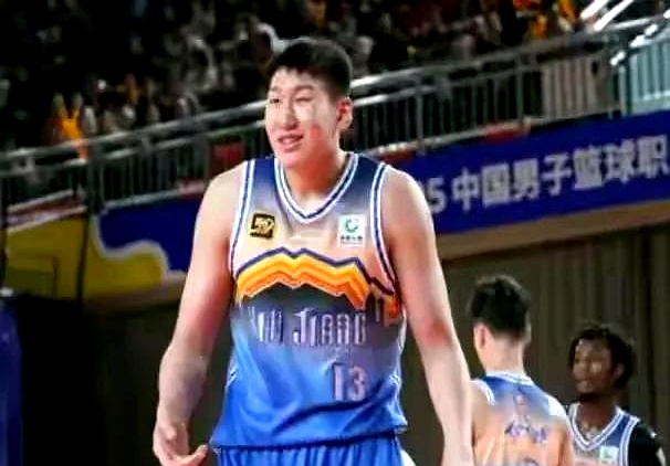 今晚CBA常规赛焦点战，纽卡斯尔绝杀压哨，震撼外界，赛季目标并未改变的简单介绍